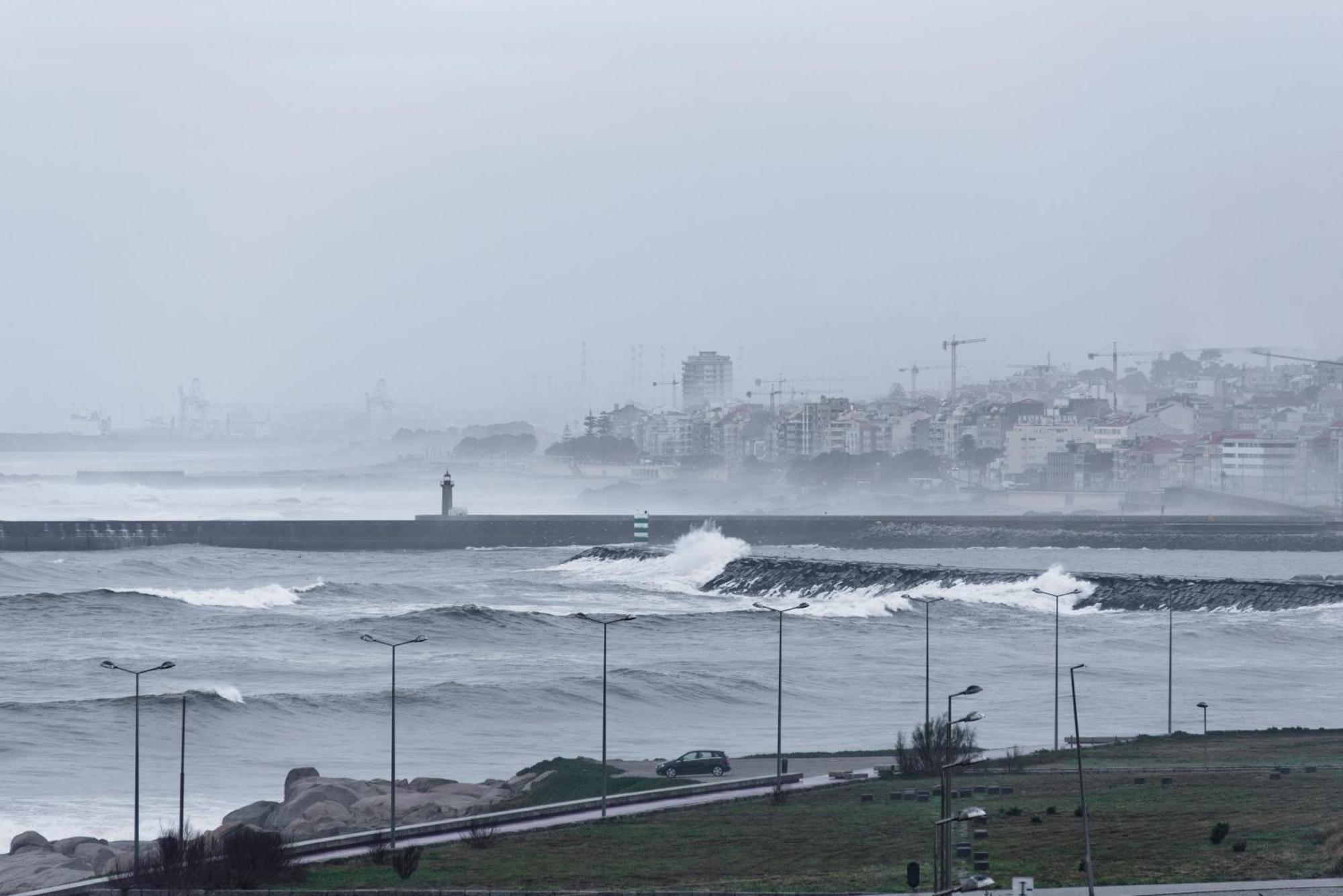 Golden Tulip Porto Gaia Hotel Vila Nova de Gaia Exterior photo