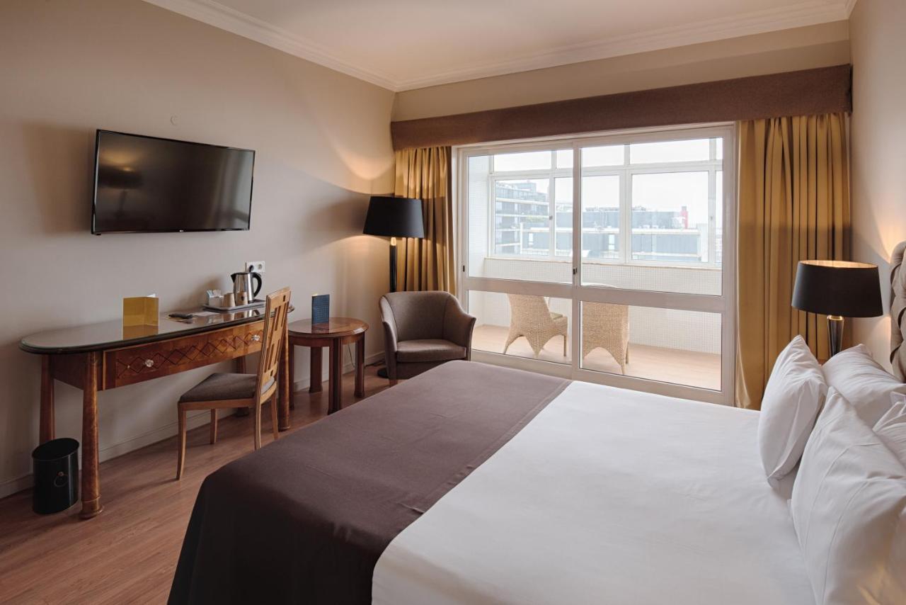 Golden Tulip Porto Gaia Hotel Vila Nova de Gaia Exterior photo